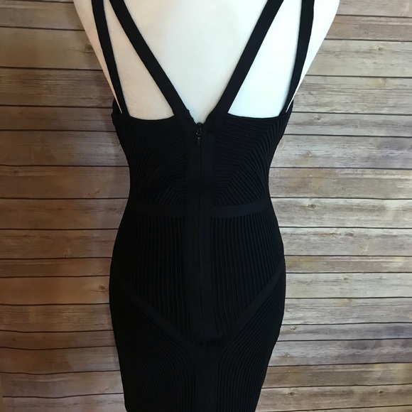 plunge neckline dress Camilly Burgundy Lace Plunge-Neck Mermaid Midi – Club L London Bottom Size:XL pmax_test_dress Marzetti Simply Lemon Vinaigrette